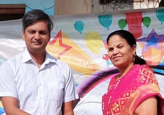 Dr Avinash Sharma leadning pune ahead.