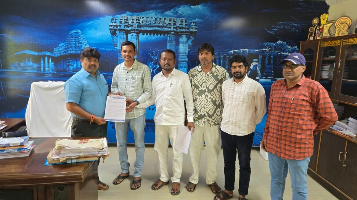 warangal DEO, meesala vijay, united voters social foundaion